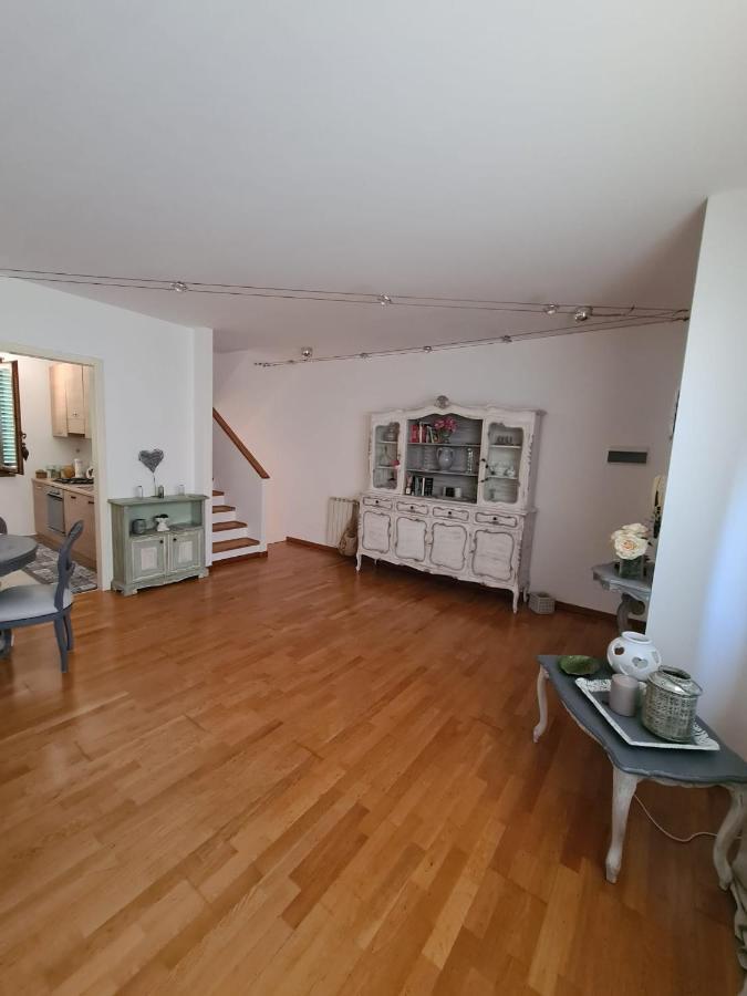 Casa Vacanze Le Rose Villa Gabbro Екстериор снимка