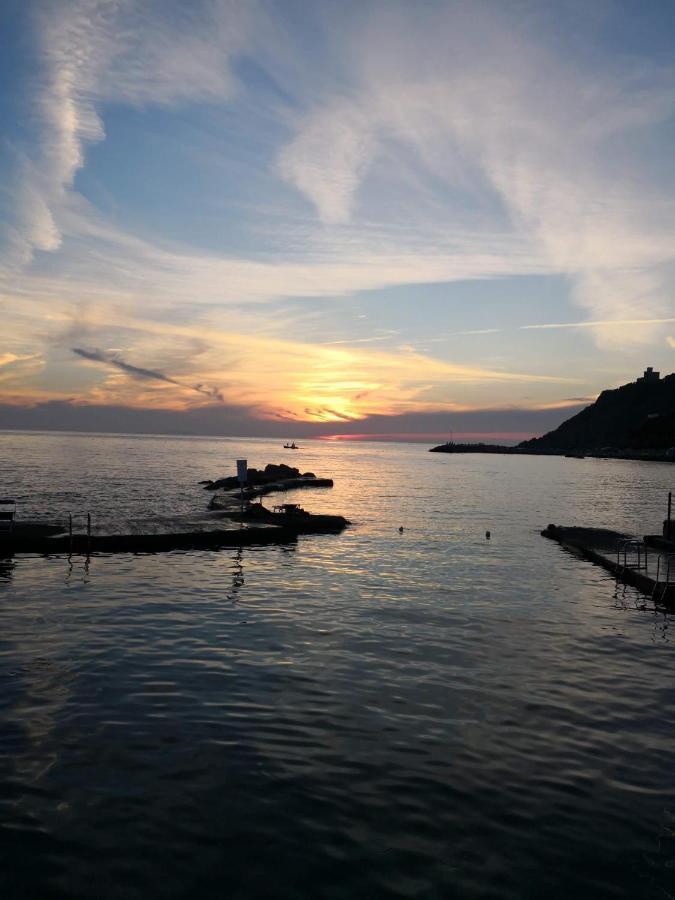 Casa Vacanze Le Rose Villa Gabbro Екстериор снимка